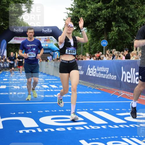 29.06.2025 - hella hamburg halbmarathon Strokosch-Dieckow http://msf.ph/oto/8355245 29.06.2025 10:52:14 Ziel 1482, 2397, 4140, 4419, 4587, 4837, 5032, 5087, 5093, 5482, 6164, 6897, 7896, 9074, 9082, 12135, 13707, 13726, 14248, 14300, 15275, 15446, 16003, 16320, 16591, 17033, 17130, 17773, 18475, 18801 meine-sportfotos.de