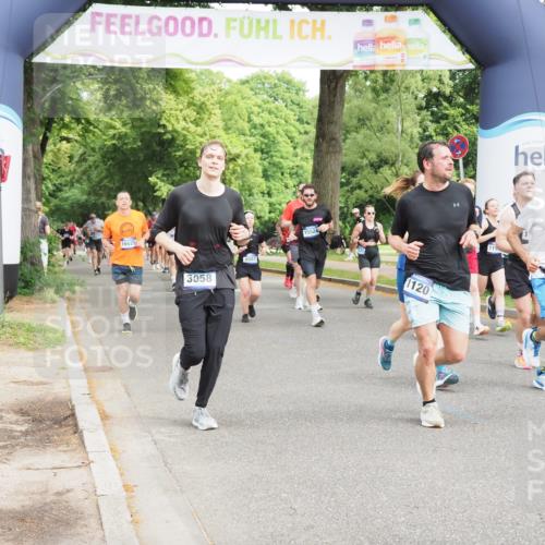 29.06.2025 - hella hamburg halbmarathon MichiJ http://msf.ph/oto/8355297 29.06.2025 10:41:49 Zwischen KM18-KM19 1120, 1815, 2119, 3041, 3058, 3256, 3898, 6581, 6587, 9012, 11976, 12961, 13869, 14026, 14461, 14638, 15408, 15868, 15896, 16871, 17087, 17259, 17698, 18268, 18450 meine-sportfotos.de