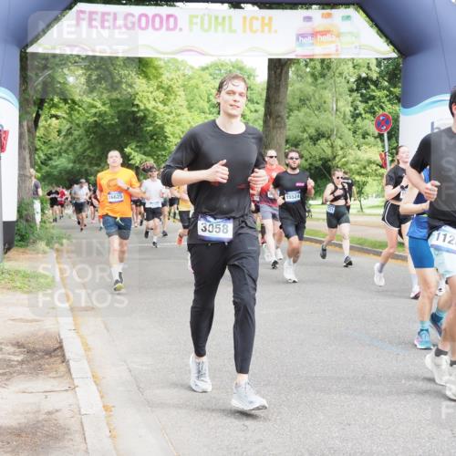 29.06.2025 - hella hamburg halbmarathon MichiJ http://msf.ph/oto/8355342 29.06.2025 10:41:50 Zwischen KM18-KM19 1120, 2119, 2432, 3041, 3058, 3256, 3898, 6581, 6587, 8618, 9012, 11976, 12213, 12961, 13869, 14026, 15408, 15868, 15896, 16871, 17087, 17259, 18190, 18450 meine-sportfotos.de