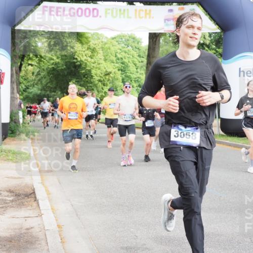 29.06.2025 - hella hamburg halbmarathon MichiJ http://msf.ph/oto/8355450 29.06.2025 10:41:50 Zwischen KM18-KM19 1120, 2119, 2432, 3041, 3058, 3256, 3898, 6581, 6587, 8618, 9012, 11976, 12213, 12961, 13869, 14026, 15408, 15868, 15896, 16871, 17087, 17259, 18190, 18450 meine-sportfotos.de
