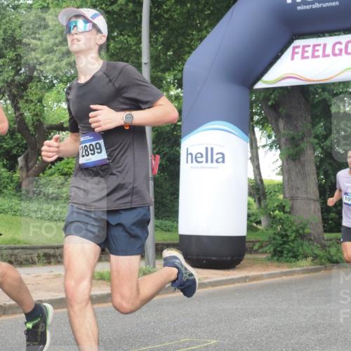 29.06.2025 - hella hamburg halbmarathon KatJ http://msf.ph/oto/8355484 29.06.2025 10:21:48 Zwischen KM18-KM19 1407, 2746, 3935, 4463, 8062 meine-sportfotos.de