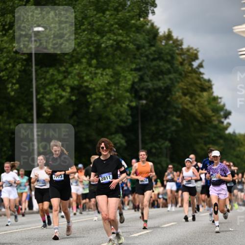 29.06.2025 - hella hamburg halbmarathon Dr. Thomas Lammeyer http://msf.ph/oto/8355542 29.06.2025 10:41:01 Kennedybrücke 1008, 1010, 1253, 1948, 2072, 2811, 3398, 3401, 3428, 3699, 3895, 4245, 5540, 5786, 5789, 5809, 6184, 6359, 6417, 7632, 7773, 8257, 8258, 8581, 8936, 8937, 9432, 9806, 9918, 10123, 10487, 10531, 10577, 10862, 10984 meine-sportfotos.de