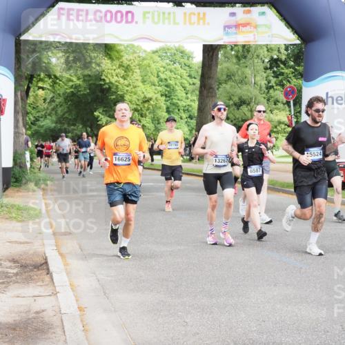 29.06.2025 - hella hamburg halbmarathon MichiJ http://msf.ph/oto/8355560 29.06.2025 10:41:51 Zwischen KM18-KM19 1120, 2432, 3041, 3058, 3256, 3898, 6581, 6587, 8618, 11976, 12213, 13267, 13869, 14026, 15408, 15896, 16625, 16871, 17259, 18190, 18450 meine-sportfotos.de