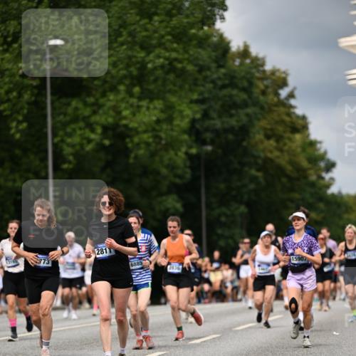 29.06.2025 - hella hamburg halbmarathon Dr. Thomas Lammeyer http://msf.ph/oto/8355764 29.06.2025 10:41:02 Kennedybrücke 1008, 1010, 1253, 1948, 2072, 2811, 3398, 3401, 3428, 3699, 3895, 4245, 5540, 5786, 5789, 5809, 6184, 6359, 6417, 7632, 7773, 8257, 8258, 8581, 8936, 8937, 9432, 9806, 9918, 10123, 10487, 10531, 10577, 10862, 10984 meine-sportfotos.de