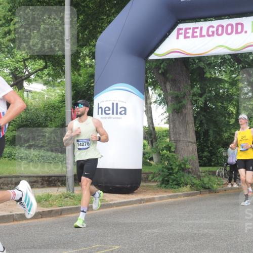 29.06.2025 - hella hamburg halbmarathon KatJ http://msf.ph/oto/8356060 29.06.2025 10:21:54 Zwischen KM18-KM19 1407, 1707, 1990, 4463, 4679 meine-sportfotos.de