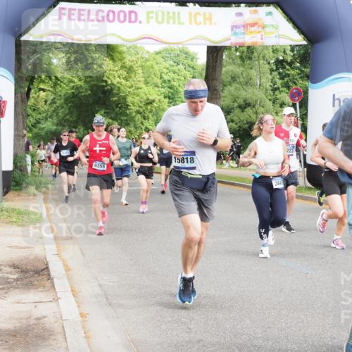 29.06.2025 - hella hamburg halbmarathon MichiJ http://msf.ph/oto/8356103 29.06.2025 10:41:59 Zwischen KM18-KM19 1143, 2448, 4231, 4897, 6355, 6356, 8223, 13267, 14660, 14834, 15389, 15818, 16625, 17133, 18031, 19000 meine-sportfotos.de