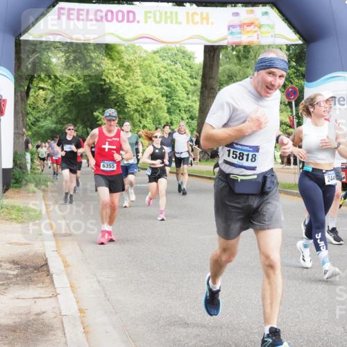 29.06.2025 - hella hamburg halbmarathon MichiJ http://msf.ph/oto/8356214 29.06.2025 10:41:59 Zwischen KM18-KM19 1143, 2448, 4231, 4897, 6355, 6356, 8223, 13267, 14660, 14834, 15389, 15818, 16625, 17133, 18031, 19000 meine-sportfotos.de