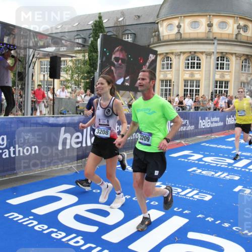 29.06.2025 - hella hamburg halbmarathon Michael Strokosch http://msf.ph/oto/8356256 29.06.2025 10:54:12 Ziel 1410, 3208, 3209, 3898, 5638, 6294, 6443, 6581, 8390, 9791, 11499, 12213, 12379, 13397, 13794, 15169, 15524, 16780, 16871 meine-sportfotos.de