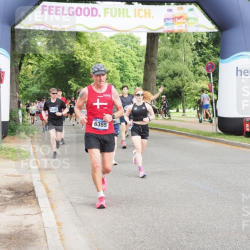 29.06.2025 - hella hamburg halbmarathon MichiJ http://msf.ph/oto/8356333 29.06.2025 10:42:00 Zwischen KM18-KM19 1143, 2448, 4231, 4897, 6355, 6356, 8223, 10368, 10376, 14660, 14834, 15389, 15818, 17133, 18031, 18181, 19000 meine-sportfotos.de