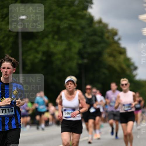 29.06.2025 - hella hamburg halbmarathon Dr. Thomas Lammeyer http://msf.ph/oto/8356347 29.06.2025 10:41:09 Kennedybrücke 1253, 1488, 1490, 1597, 1948, 1952, 2072, 2552, 2811, 3165, 3398, 3428, 3714, 3895, 5560, 5786, 5789, 5809, 6184, 6359, 6804, 7202, 7235, 7632, 7707, 7773, 7823, 8257, 8258, 8315, 8936, 8937, 9806, 9918, 10123, 10487, 10862 meine-sportfotos.de