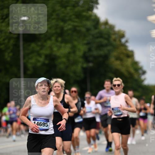 29.06.2025 - hella hamburg halbmarathon Dr. Thomas Lammeyer http://msf.ph/oto/8356413 29.06.2025 10:41:10 Kennedybrücke 56, 1253, 1488, 1490, 1597, 1948, 1952, 2072, 2552, 2811, 3165, 3398, 3428, 3714, 3895, 5560, 5786, 5789, 5809, 6359, 6804, 7202, 7235, 7632, 7707, 7773, 7823, 8257, 8258, 8315, 8936, 8937, 9806, 9918, 10112, 10123, 10487, 10862 meine-sportfotos.de