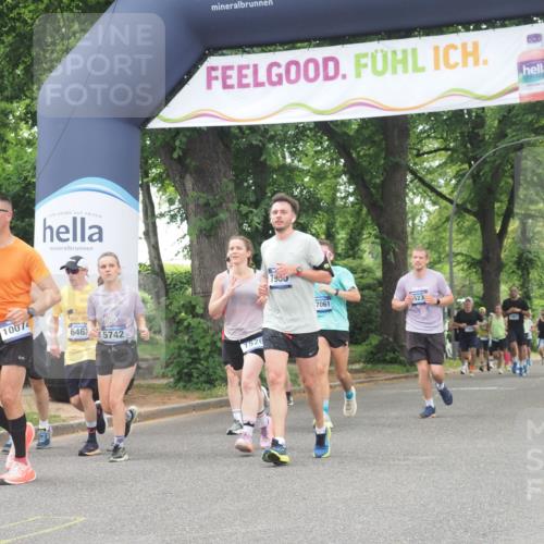 29.06.2025 - hella hamburg halbmarathon KatJ http://msf.ph/oto/8356488 29.06.2025 10:51:56 Zwischen KM18-KM19 1526, 2936, 4146, 5742, 0000, 6462, 7935 meine-sportfotos.de