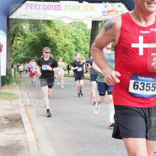 29.06.2025 - hella hamburg halbmarathon MichiJ http://msf.ph/oto/8356497 29.06.2025 10:42:01 Zwischen KM18-KM19 1193, 2448, 4231, 4897, 6355, 6356, 8223, 10368, 10376, 12483, 14660, 15389, 15818, 16879, 17133, 18031, 18181, 19000 meine-sportfotos.de