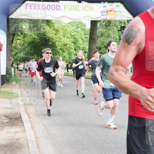 29.06.2025 - hella hamburg halbmarathon MichiJ http://msf.ph/oto/8356543 29.06.2025 10:42:02 Zwischen KM18-KM19 1193, 1506, 2448, 3652, 4231, 4897, 6355, 6356, 7221, 8223, 10368, 10376, 12483, 15389, 15818, 16879, 18031, 18181, 19000 meine-sportfotos.de