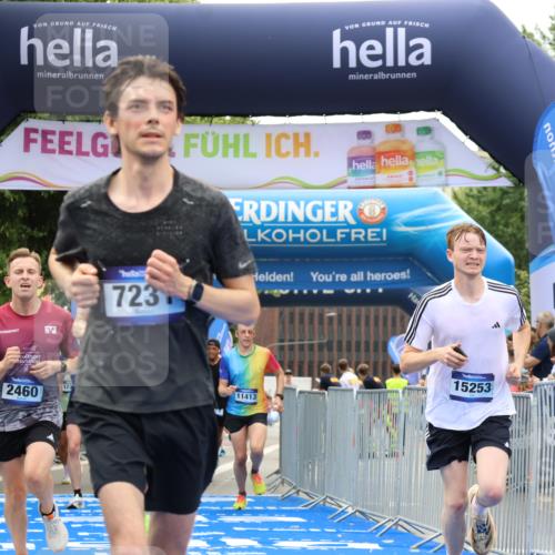 29.06.2025 - hella hamburg halbmarathon Strokosch-Dieckow http://msf.ph/oto/8356643 29.06.2025 10:30:32 Ziel 2460, 2851, 3845, 7231, 8318, 11413, 12049, 15253, 16713, 17322, 18235 meine-sportfotos.de