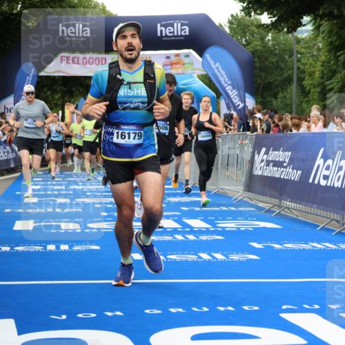 29.06.2025 - hella hamburg halbmarathon Strokosch-Dieckow http://msf.ph/oto/8356794 29.06.2025 10:52:03 Ziel 1482, 2397, 2595, 4033, 5093, 5336, 5378, 6390, 6897, 7130, 7409, 7724, 7732, 8413, 8977, 9082, 10057, 12580, 13726, 14248, 15356, 15506, 15829, 16179, 16320, 16666, 17033, 17978, 18801, 18869 meine-sportfotos.de