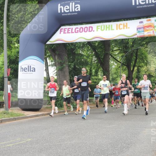 29.06.2025 - hella hamburg halbmarathon KatJ http://msf.ph/oto/8356806 29.06.2025 10:52:01 Zwischen KM18-KM19 1526, 4146, 6462, 7271, 7935 meine-sportfotos.de