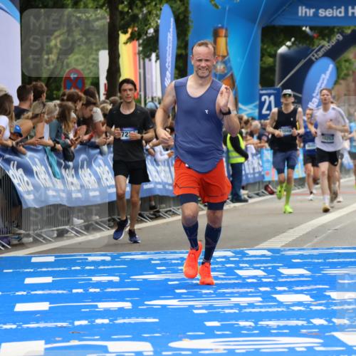 29.06.2025 - hella hamburg halbmarathon Strokosch-Dieckow http://msf.ph/oto/8356892 29.06.2025 10:30:24 Ziel 10173, 16713 meine-sportfotos.de