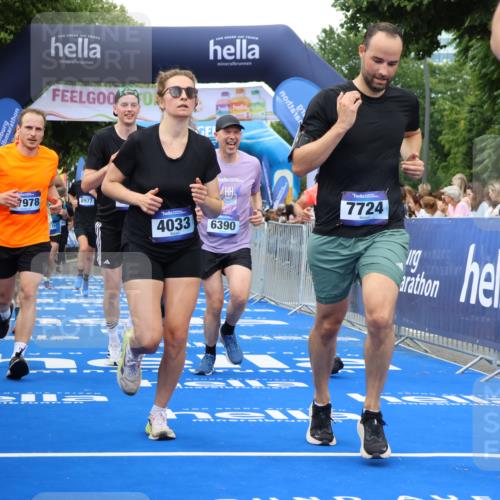 29.06.2025 - hella hamburg halbmarathon Strokosch-Dieckow http://msf.ph/oto/8357133 29.06.2025 10:51:58 Ziel 2818, 2823, 2880, 4033, 4297, 5102, 5336, 6390, 7130, 7409, 7724, 7732, 8413, 8856, 8977, 10057, 13799, 15356, 15506, 15690, 15829, 16179, 16666, 17815, 17962, 17978, 18869 meine-sportfotos.de