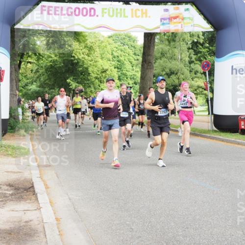 29.06.2025 - hella hamburg halbmarathon MichiJ http://msf.ph/oto/8357282 29.06.2025 10:42:07 Zwischen KM18-KM19 1193, 1506, 2252, 3652, 4231, 6355, 6433, 7221, 10368, 10376, 11499, 12483, 15484, 15854, 16879, 18181 meine-sportfotos.de