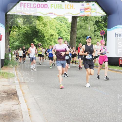 29.06.2025 - hella hamburg halbmarathon MichiJ http://msf.ph/oto/8357383 29.06.2025 10:42:08 Zwischen KM18-KM19 1193, 1506, 2252, 3177, 3652, 6084, 6433, 6569, 7221, 10368, 10376, 11499, 12483, 14818, 15484, 15854, 16879, 18181 meine-sportfotos.de