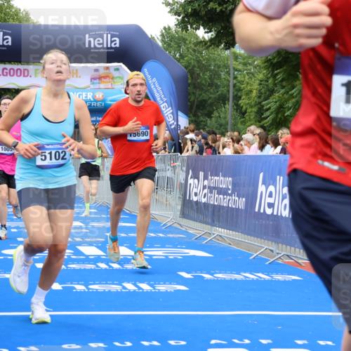 29.06.2025 - hella hamburg halbmarathon Strokosch-Dieckow http://msf.ph/oto/8357492 29.06.2025 10:51:54 Ziel 2818, 2823, 2880, 4033, 4297, 5102, 5336, 6390, 7130, 7409, 7724, 8413, 8856, 8977, 9793, 9959, 10057, 13799, 15356, 15427, 15690, 16907, 17815, 17962, 17978, 18869, 19137 meine-sportfotos.de