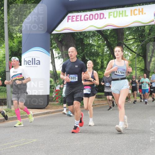 29.06.2025 - hella hamburg halbmarathon KatJ http://msf.ph/oto/8357521 29.06.2025 10:52:07 Zwischen KM18-KM19 1885, 4613, 7271, 7474 meine-sportfotos.de