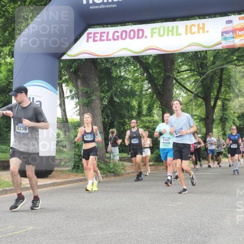 29.06.2025 - hella hamburg halbmarathon KatJ http://msf.ph/oto/8357718 29.06.2025 10:52:09 Zwischen KM18-KM19 1885, 2490, 4613, 6706, 7271, 7474 meine-sportfotos.de