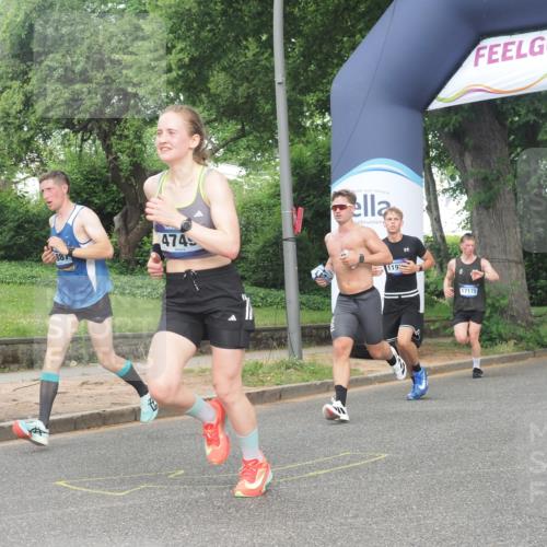 29.06.2025 - hella hamburg halbmarathon KatJ http://msf.ph/oto/8357897 29.06.2025 10:22:10 Zwischen KM18-KM19 4749 meine-sportfotos.de
