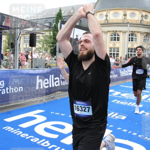 29.06.2025 - hella hamburg halbmarathon Michael Strokosch http://msf.ph/oto/8358001 29.06.2025 10:54:31 Ziel 1442, 3426, 3794, 4635, 4868, 6511, 7129, 8772, 8798, 11009, 11797, 11799, 12321, 12362, 12607, 15146, 16327, 19067 meine-sportfotos.de