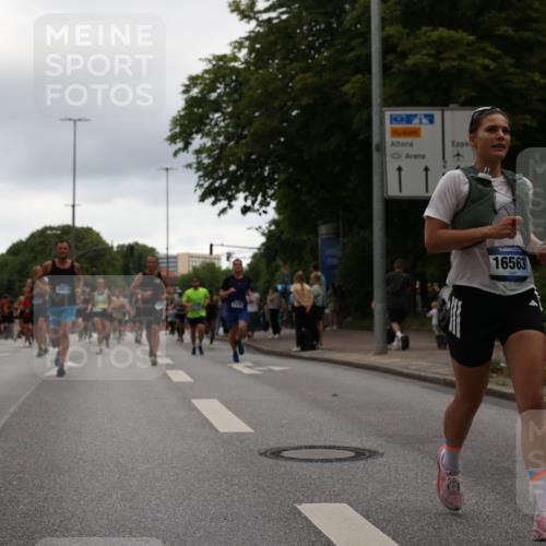 29.06.2025 - hella hamburg halbmarathon Yannick Fuchs http://msf.ph/oto/8358077 29.06.2025 10:53:06 20KM 1285, 1642, 1946, 1951, 2006, 2027, 2348, 2584, 2677, 2855, 2957, 2978, 3181, 3279, 3983, 4088, 4592, 5084, 5347, 5633, 5885, 6202, 6208, 6220, 6636, 6997, 7031, 7223, 7476, 8290, 8929, 9655, 10036, 10759, 10943, 11935, 11938, 12633, 13407, 13583, 14375, 14567, 14631, 14902, 14914, 14965, 15232, 15240, 15263, 15284, 15824, 16160, 16341, 16563, 16910, 17017, 17346, 17503, 17630, 18112, 18153, 18232, 18266, 18327, 18954, 19015, 19160 meine-sportfotos.de