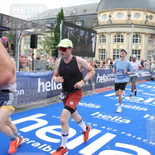 29.06.2025 - hella hamburg halbmarathon Michael Strokosch http://msf.ph/oto/8358345 29.06.2025 10:54:35 Ziel 2474, 3794, 4868, 5259, 7129, 8798, 10040, 10368, 10376, 11797, 11799, 12607, 15146 meine-sportfotos.de