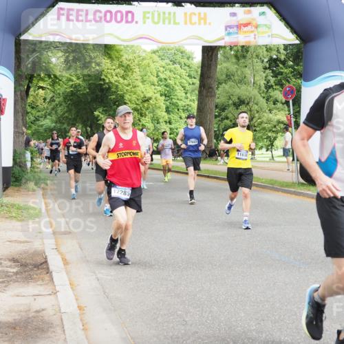 29.06.2025 - hella hamburg halbmarathon MichiJ http://msf.ph/oto/8358509 29.06.2025 10:42:22 Zwischen KM18-KM19 1125, 2474, 3037, 3794, 5672, 6443, 11638, 12858, 16008, 16009, 17603, 18741, 18759, 19047, 19120 meine-sportfotos.de