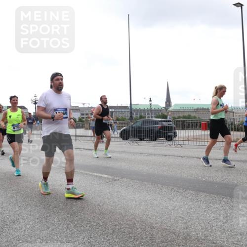 29.06.2025 - hella hamburg halbmarathon Lena Gebhardt http://msf.ph/oto/8358645 29.06.2025 10:39:07 Lombardsbrücke 60, 878, 56, 1232, 1390, 1451, 1760, 1856, 1883, 2092, 2524, 2534, 2571, 2574, 2693, 2843, 2893, 2998, 3275, 3307, 3353, 3726, 3727, 3745, 3927, 4257, 4259, 4260, 4316, 4320, 4410, 4523, 4603, 4659, 4855, 4882, 4964, 5913, 6062, 6112, 6342, 6343, 6611, 6875, 7263, 7341, 7501, 7506, 7524, 7589, 7815, 7849, 8203, 8243, 8367, 8457, 8783, 9393, 9420, 9446, 9708, 9974, 9977, 10001, 10072, 10315, 10516, 10554, 13060 meine-sportfotos.de