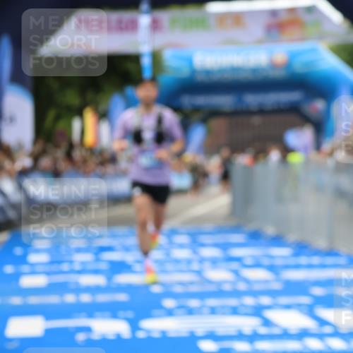 29.06.2025 - hella hamburg halbmarathon Strokosch-Dieckow http://msf.ph/oto/8358673 29.06.2025 10:29:49 Ziel 5308, 13374, 19202 meine-sportfotos.de