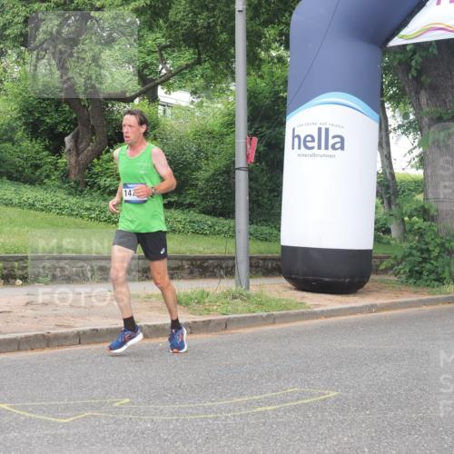 29.06.2025 - hella hamburg halbmarathon KatJ http://msf.ph/oto/8358877 29.06.2025 10:22:16 Zwischen KM18-KM19 7723 meine-sportfotos.de