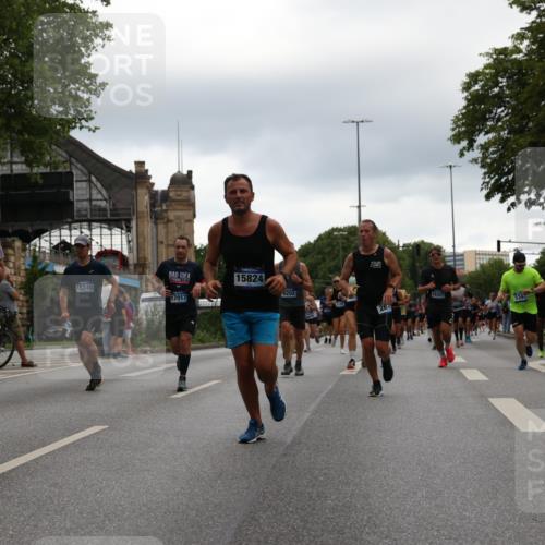 29.06.2025 - hella hamburg halbmarathon Yannick Fuchs http://msf.ph/oto/8359271 29.06.2025 10:53:09 20KM 1285, 1642, 2006, 2348, 2584, 2677, 2957, 2978, 3181, 3279, 3983, 4088, 4592, 5347, 5633, 5885, 6087, 6202, 6208, 6220, 6438, 6636, 6997, 7031, 7223, 7476, 8290, 8929, 9655, 10036, 10759, 10896, 10943, 11935, 11938, 12206, 12261, 12564, 12633, 12862, 13407, 13583, 13761, 14375, 14567, 14631, 14732, 14902, 14965, 15232, 15240, 15263, 15284, 15824, 16160, 16341, 16563, 16910, 16980, 17017, 17346, 17503, 17630, 18153, 18232, 18266, 18327, 18467, 18954, 19015, 19160 meine-sportfotos.de