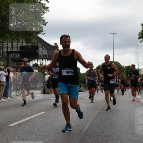 29.06.2025 - hella hamburg halbmarathon Yannick Fuchs http://msf.ph/oto/8359519 29.06.2025 10:53:10 20KM 1285, 1642, 2006, 2348, 2584, 2677, 2957, 2978, 3181, 3279, 3983, 4088, 4592, 5347, 5633, 5885, 6087, 6202, 6208, 6220, 6438, 6636, 6997, 7031, 7223, 7476, 8290, 8929, 9655, 10036, 10759, 10896, 10943, 11935, 11938, 12206, 12261, 12564, 12633, 12862, 13407, 13583, 13761, 14375, 14567, 14631, 14732, 14902, 14965, 15232, 15240, 15263, 15284, 15824, 16160, 16341, 16563, 16910, 16980, 17017, 17346, 17503, 17630, 18153, 18266, 18327, 18467, 18716, 19015, 19160 meine-sportfotos.de