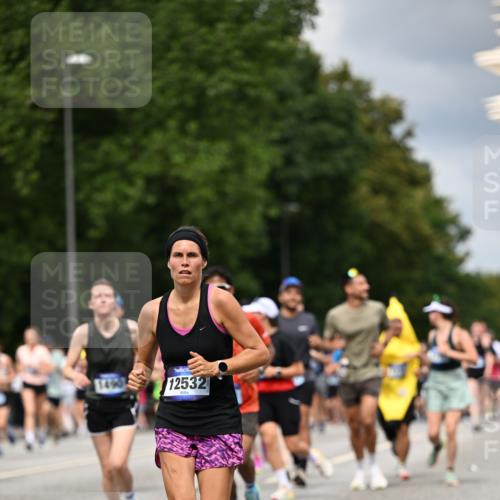 29.06.2025 - hella hamburg halbmarathon Dr. Thomas Lammeyer http://msf.ph/oto/8359545 29.06.2025 10:41:19 Kennedybrücke 56, 1022, 1118, 1253, 1276, 1488, 1490, 1597, 1948, 1952, 2072, 2199, 2552, 2811, 3165, 3230, 3398, 3428, 3714, 3873, 4733, 5146, 5224, 5560, 5786, 6584, 6804, 7202, 7235, 7707, 7773, 7823, 8257, 8258, 8315, 8936, 8937, 9054, 9055, 9918, 10024, 10112, 10476, 10762, 10798, 10862, 10931 meine-sportfotos.de