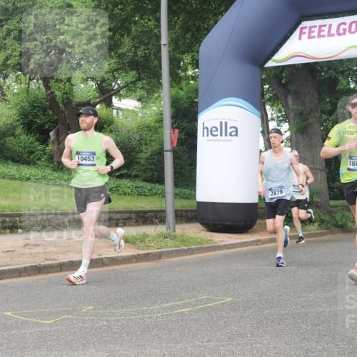 29.06.2025 - hella hamburg halbmarathon KatJ http://msf.ph/oto/8360110 29.06.2025 10:22:24 Zwischen KM18-KM19 2879 meine-sportfotos.de