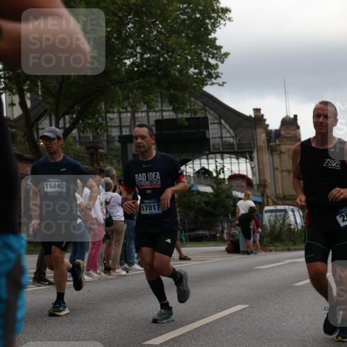 29.06.2025 - hella hamburg halbmarathon Yannick Fuchs http://msf.ph/oto/8360256 29.06.2025 10:53:11 20KM 1285, 2006, 2348, 2584, 2677, 2957, 2978, 3181, 3279, 3425, 3983, 4088, 4592, 5347, 5633, 5885, 6087, 6202, 6208, 6220, 6438, 6636, 6997, 7031, 7223, 7287, 7476, 8290, 9655, 10036, 10759, 10896, 10943, 11935, 11938, 12206, 12261, 12564, 12633, 12862, 13407, 13583, 13761, 14375, 14567, 14631, 14732, 14902, 14965, 15232, 15240, 15263, 15284, 15824, 16160, 16341, 16563, 16910, 16980, 17017, 17346, 17503, 17630, 18153, 18266, 18327, 18467, 18716, 19015, 19160 meine-sportfotos.de