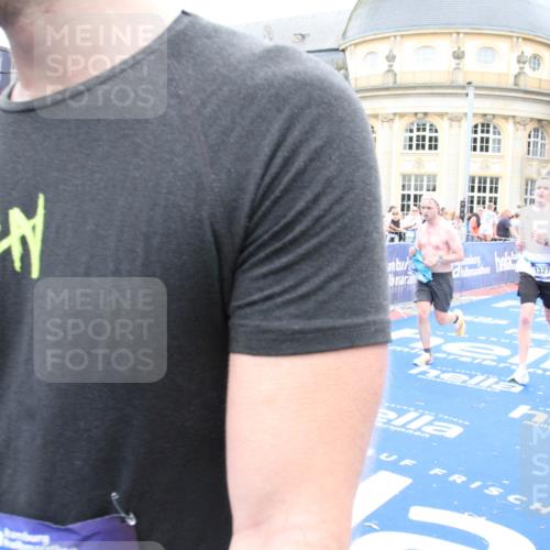 29.06.2025 - hella hamburg halbmarathon Michael Strokosch http://msf.ph/oto/8360360 29.06.2025 10:55:00 Ziel 1327, 1506, 3652, 4249, 4616, 5020, 6433, 6994, 8514, 8698, 10266, 13988, 14638, 14660, 14845, 15156, 16047, 16623, 16868, 18181, 18325 meine-sportfotos.de