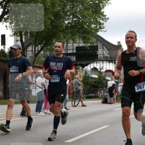 29.06.2025 - hella hamburg halbmarathon Yannick Fuchs http://msf.ph/oto/8360456 29.06.2025 10:53:11 20KM 1285, 2006, 2348, 2584, 2677, 2957, 2978, 3181, 3279, 3425, 3983, 4088, 4592, 5347, 5633, 5885, 6087, 6202, 6208, 6220, 6438, 6636, 6997, 7031, 7223, 7287, 7476, 8290, 9655, 10036, 10759, 10896, 10943, 11935, 11938, 12206, 12261, 12564, 12633, 12862, 13407, 13583, 13761, 14375, 14567, 14631, 14732, 14902, 14965, 15232, 15240, 15263, 15284, 15824, 16160, 16341, 16563, 16910, 16980, 17017, 17346, 17503, 17630, 18153, 18266, 18327, 18467, 18716, 19015, 19160 meine-sportfotos.de