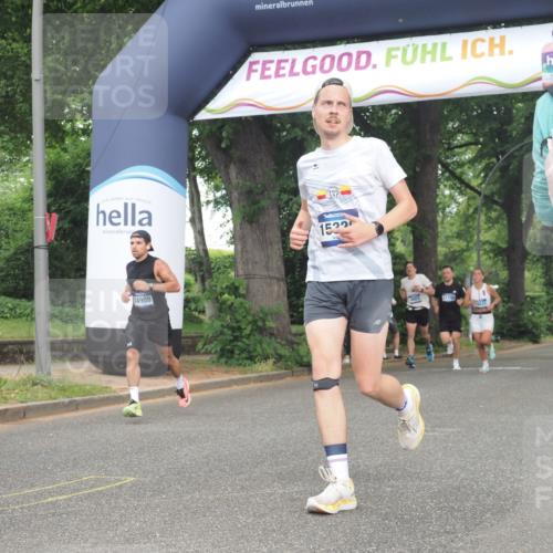 29.06.2025 - hella hamburg halbmarathon KatJ http://msf.ph/oto/8360887 29.06.2025 10:22:27 Zwischen KM18-KM19 2879 meine-sportfotos.de