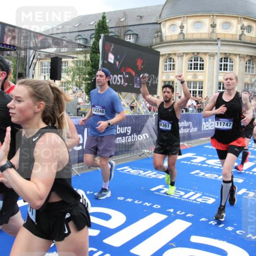 29.06.2025 - hella hamburg halbmarathon Michael Strokosch http://msf.ph/oto/8361072 29.06.2025 10:55:15 Ziel 1549, 1628, 2119, 2448, 3041, 3945, 4903, 6355, 6891, 8973, 9361, 9380, 10188, 10191, 10192, 10582, 11747, 12248, 12961, 14834, 15854, 16108, 16521, 16630, 18031, 18966 meine-sportfotos.de