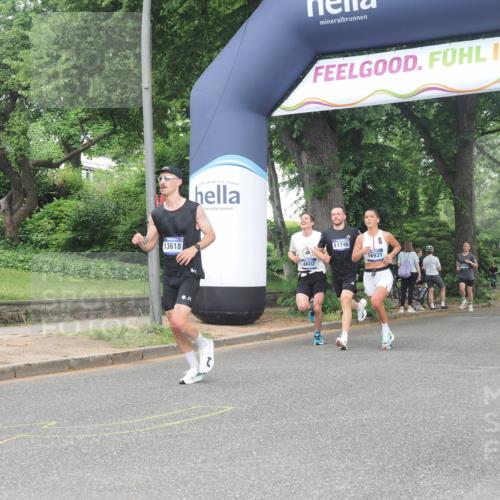 29.06.2025 - hella hamburg halbmarathon KatJ http://msf.ph/oto/8361146 29.06.2025 10:22:29 Zwischen KM18-KM19 2879 meine-sportfotos.de