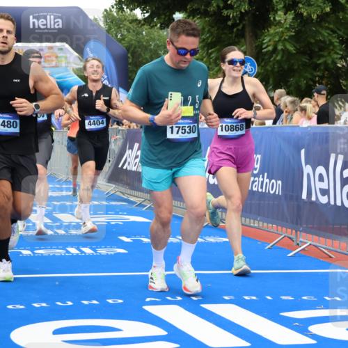 29.06.2025 - hella hamburg halbmarathon Strokosch-Dieckow http://msf.ph/oto/8361171 29.06.2025 10:51:12 Ziel 1366, 1461, 1817, 2636, 2718, 4404, 4814, 4816, 4967, 5600, 6027, 6657, 6776, 8316, 8508, 8930, 9476, 10480, 10667, 10868, 11512, 11625, 11733, 12016, 13073, 14865, 15480, 17384, 17530, 17823, 18019 meine-sportfotos.de