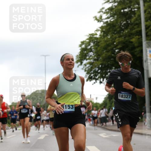 29.06.2025 - hella hamburg halbmarathon Yannick Fuchs http://msf.ph/oto/8361272 29.06.2025 10:53:13 20KM 1285, 2006, 2348, 2584, 2677, 2957, 2978, 3114, 3181, 3279, 3425, 3983, 4088, 4592, 5347, 5633, 5885, 6087, 6202, 6220, 6438, 6997, 7031, 7223, 7287, 7476, 8290, 9655, 10036, 10587, 10759, 10896, 10943, 11935, 11938, 12206, 12261, 12564, 12633, 12736, 12862, 13583, 13761, 14375, 14567, 14732, 14902, 14965, 15232, 15240, 15284, 15824, 16160, 16341, 16563, 16910, 16980, 17017, 17346, 17503, 17630, 18153, 18266, 18327, 18467, 18716, 19015, 19160 meine-sportfotos.de