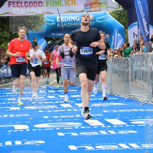 29.06.2025 - hella hamburg halbmarathon Strokosch-Dieckow http://msf.ph/oto/8361333 29.06.2025 10:29:23 Ziel 2021, 2075, 2180, 8975, 9137, 9571, 10156, 10790, 12234, 12287, 12337, 13838, 14164, 14395, 15880, 16118, 17197, 18737, 19203 meine-sportfotos.de
