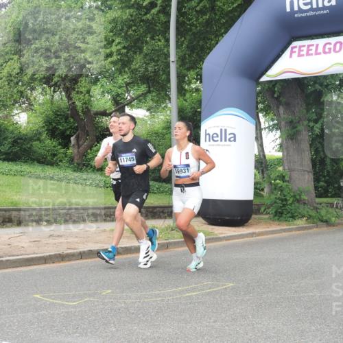 29.06.2025 - hella hamburg halbmarathon KatJ http://msf.ph/oto/8361510 29.06.2025 10:22:31 Zwischen KM18-KM19 2879, 4602 meine-sportfotos.de